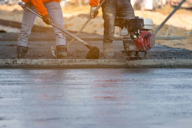 Best Concrete Pool Decks in Holt, AL